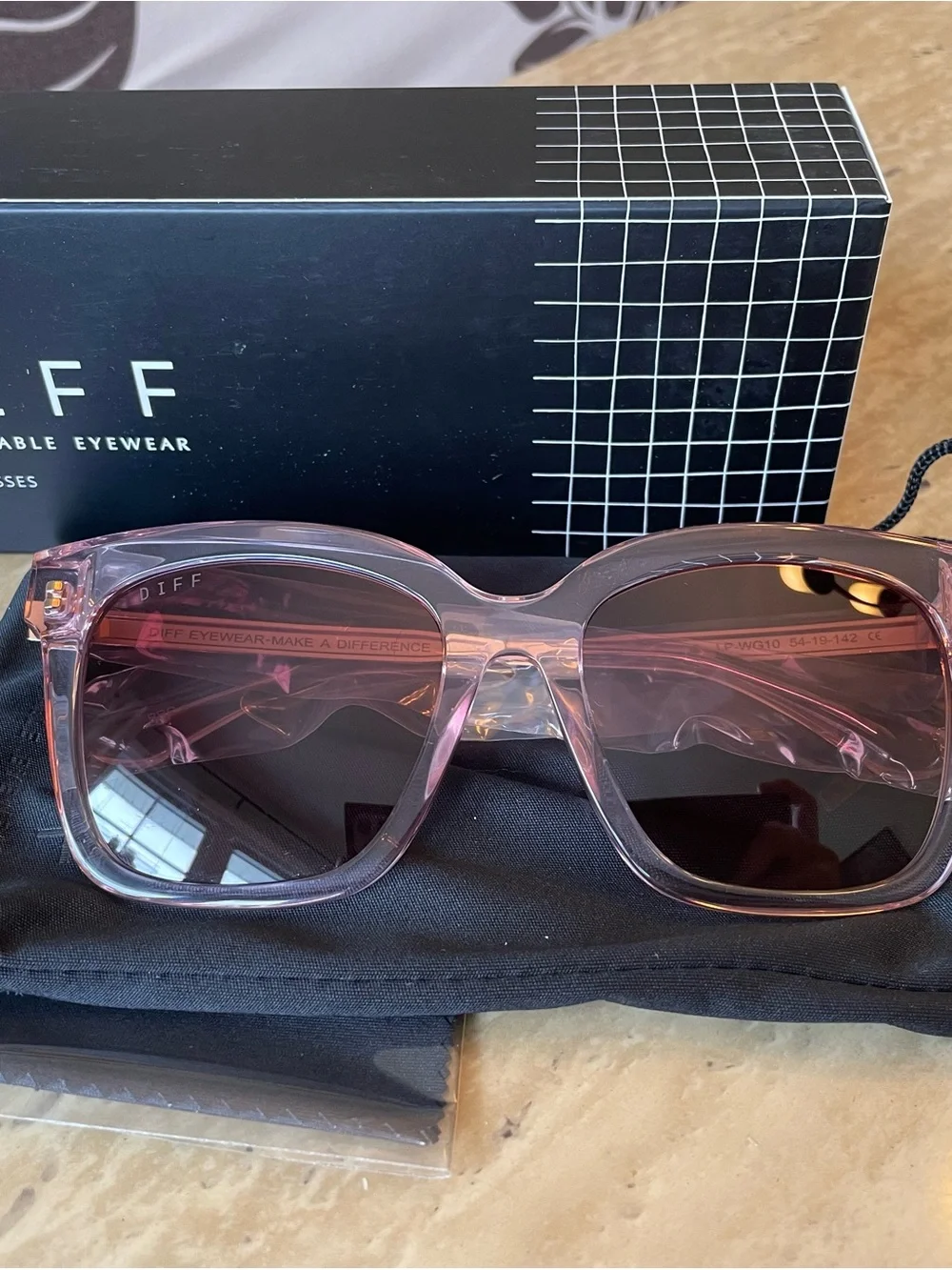 DIFF Eyewear Bella Transparent Pink Square Sunglasses with Tinted Lenses